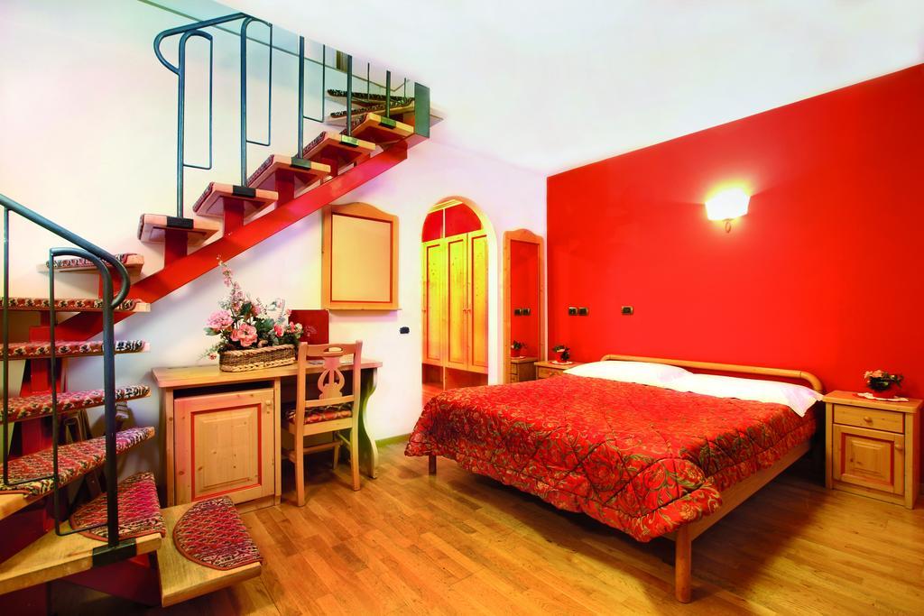 Hotel Il Caminetto Sport Canazei Extérieur photo